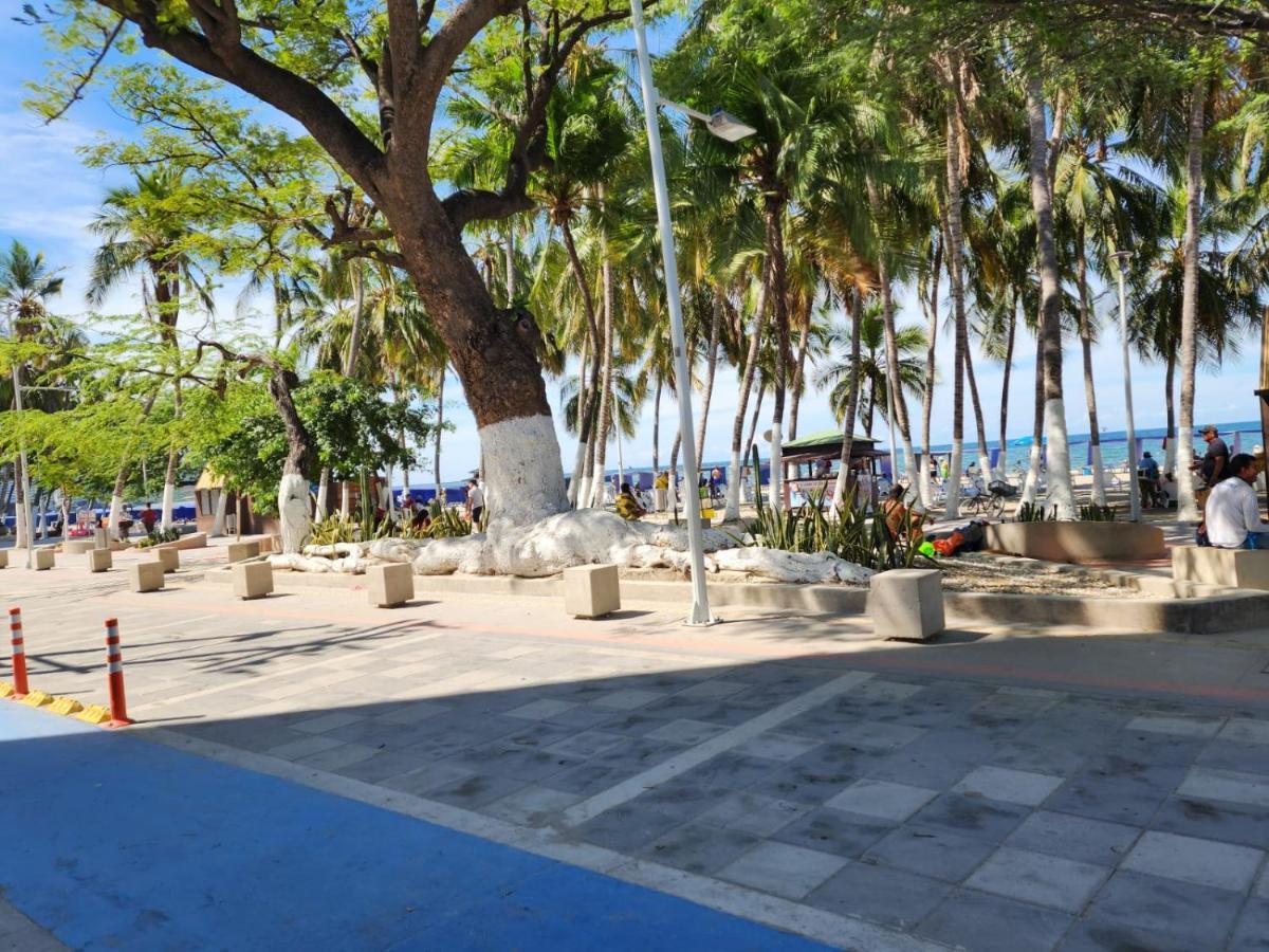 Apartamentos Frente Al Mar Iroka -By Bedviajes 圣玛尔塔 外观 照片