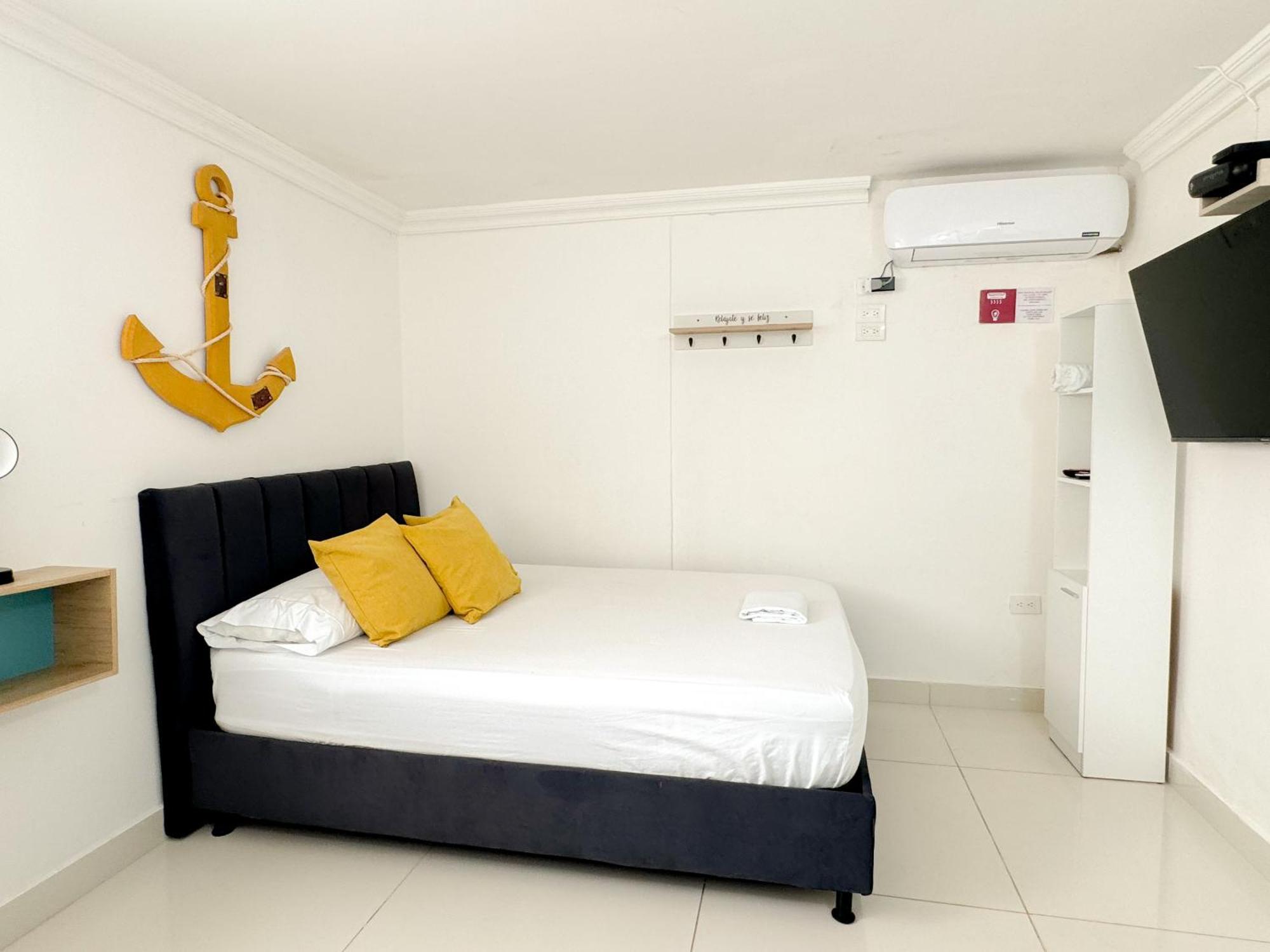 Apartamentos Frente Al Mar Iroka -By Bedviajes 圣玛尔塔 外观 照片