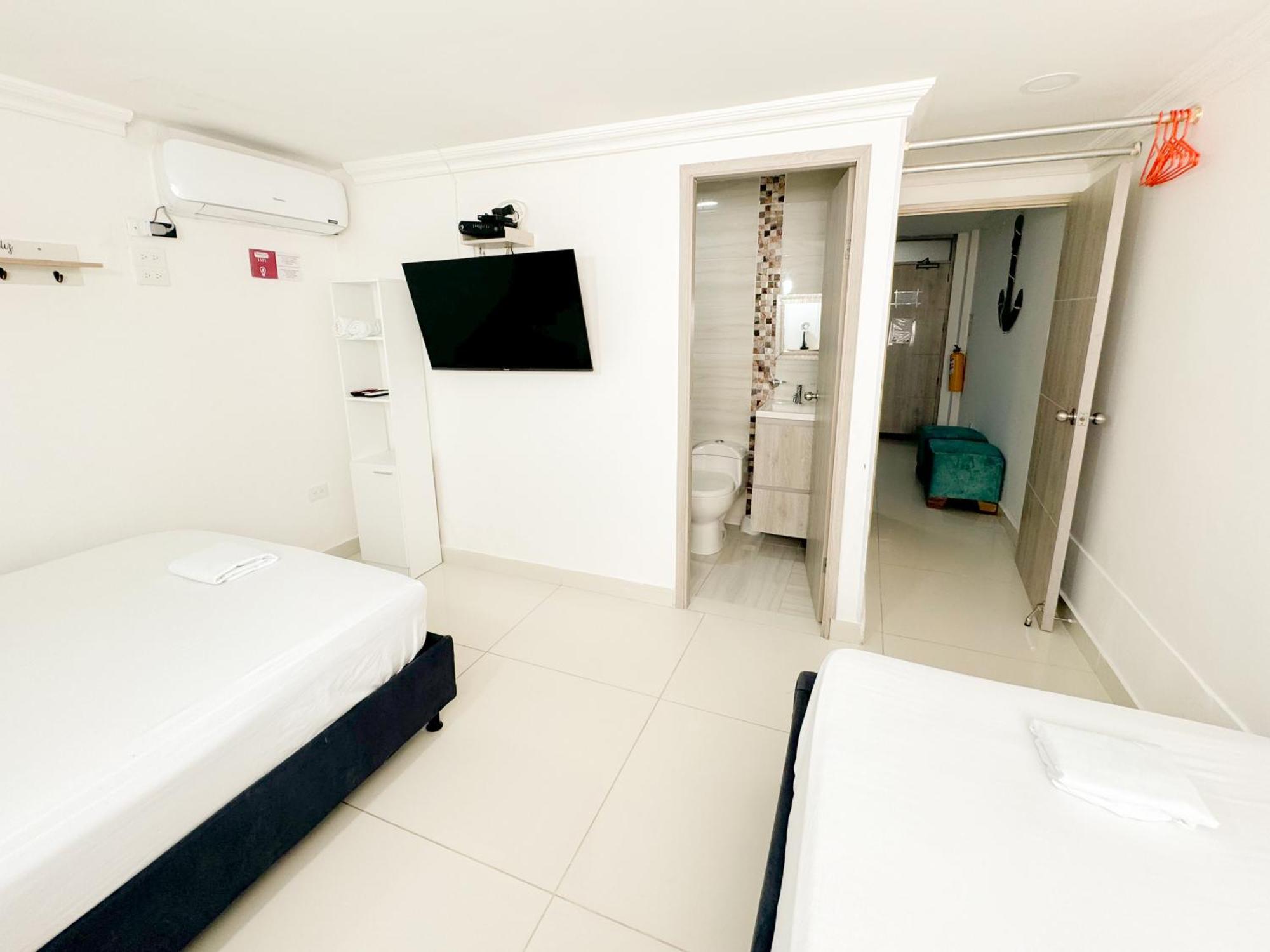 Apartamentos Frente Al Mar Iroka -By Bedviajes 圣玛尔塔 外观 照片